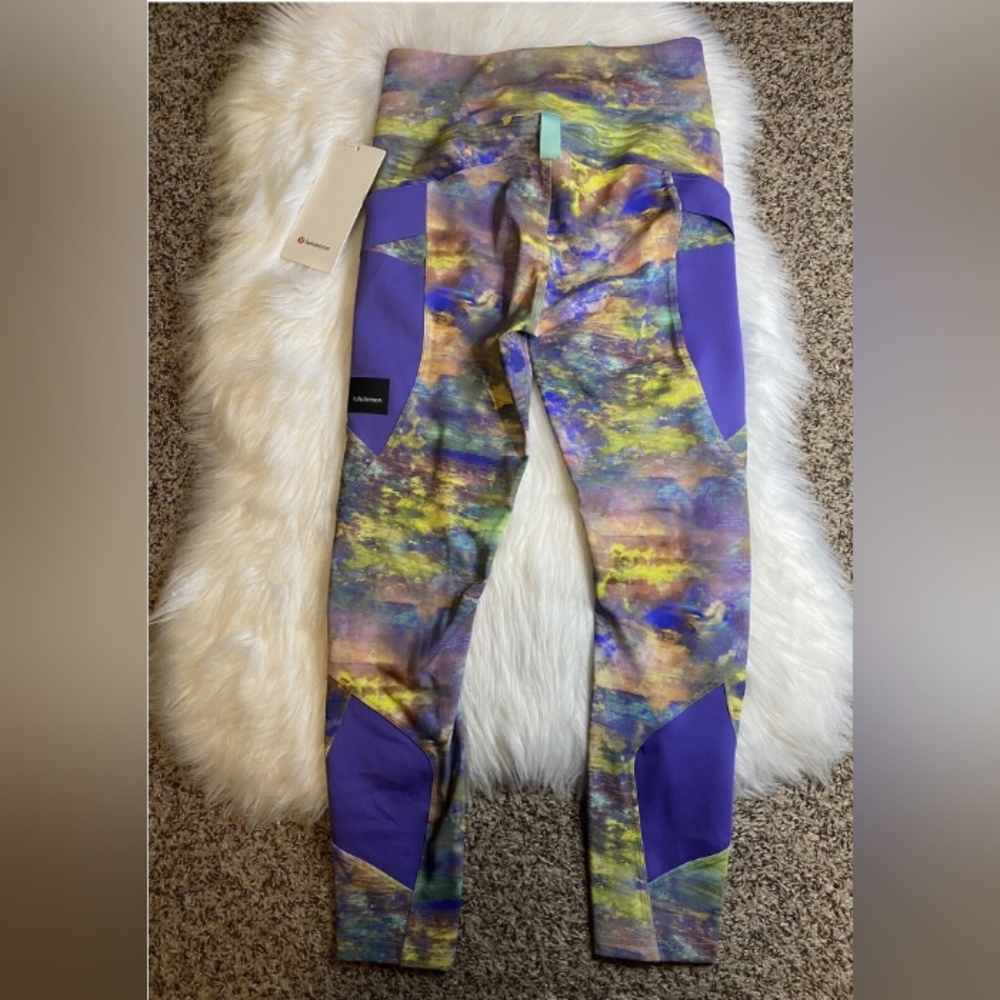 Lululemon Detours welcome Leggings